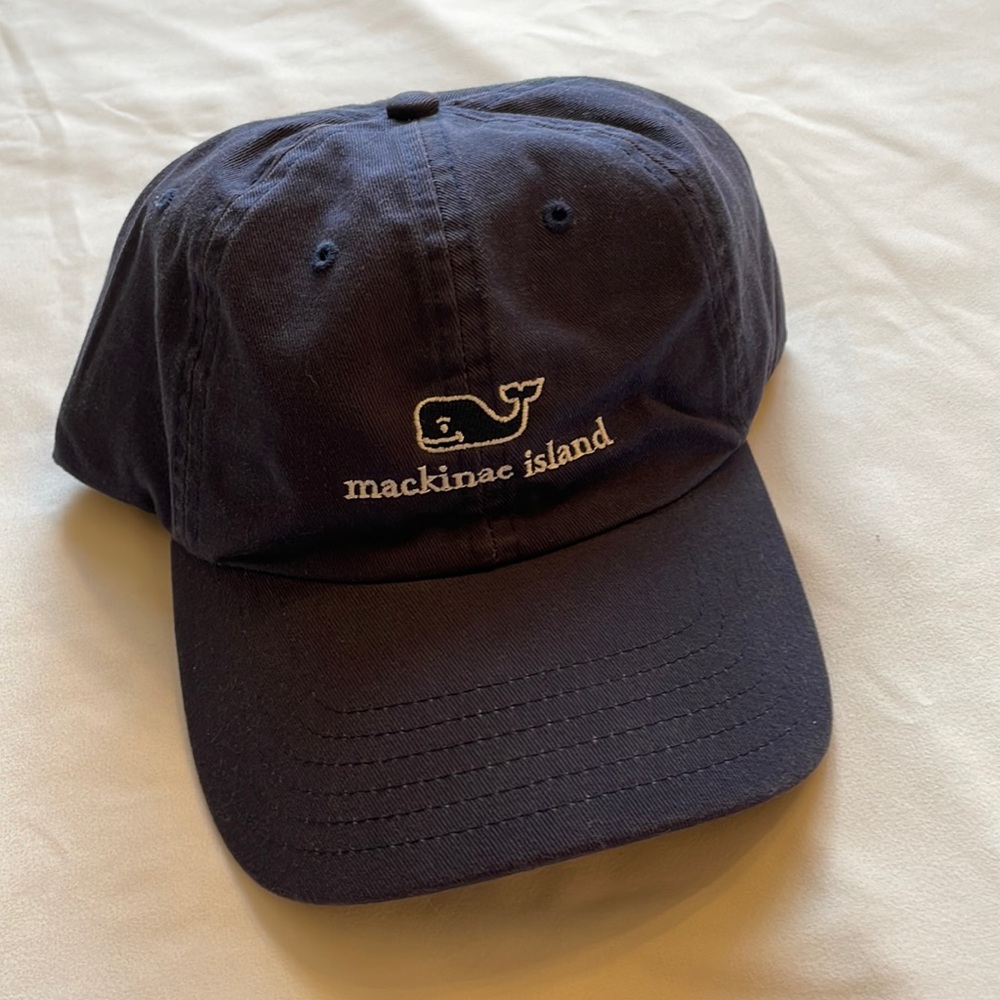 Women’s Mackinaw Island Vineyard Vines Adjustable Hat!